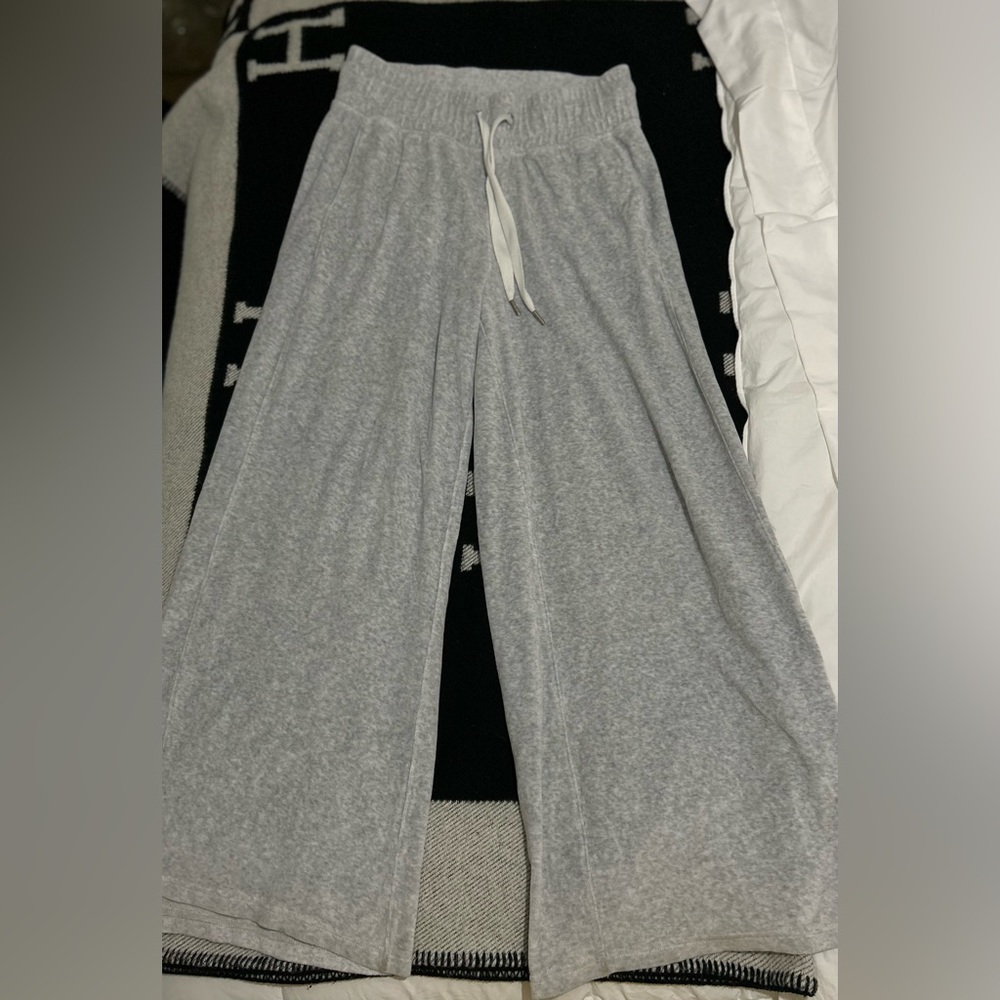 LULULEMON joggers